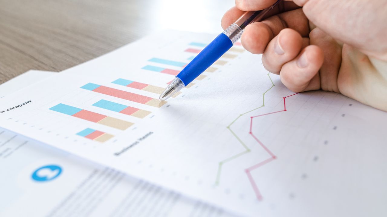 Assistants IA vs plateforme IA : le coût de la dette non gouvernée